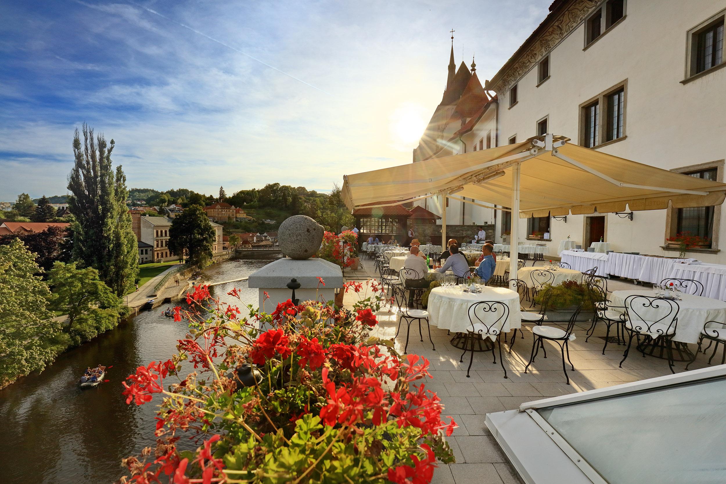 Hotel Ruze Чеський Крумлов Екстер'єр фото The hotel's terrace