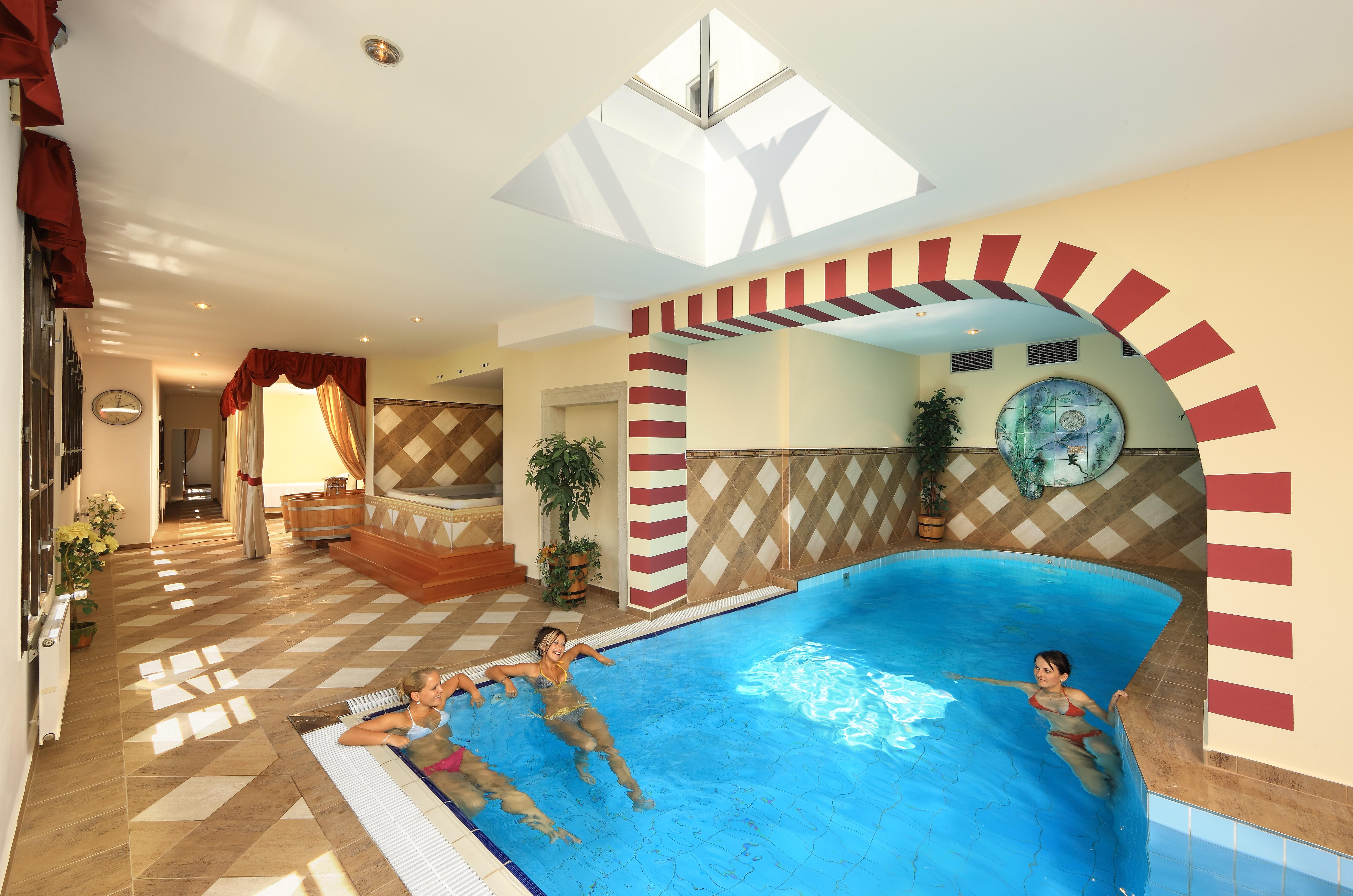 Hotel Ruze Чеський Крумлов Екстер'єр фото The swimming pool